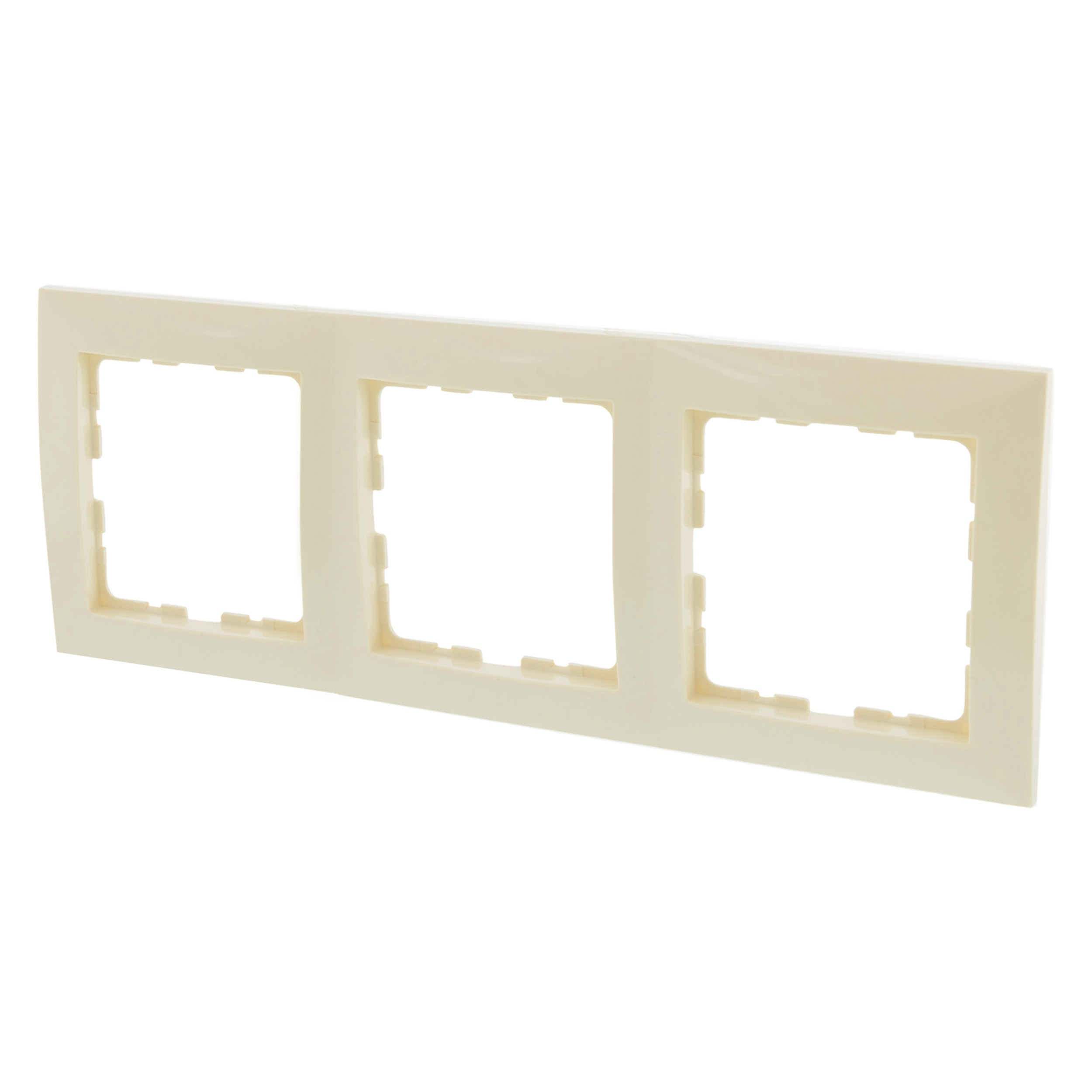 54.002.24 Berker S1 afdekraam inbouw - 3-voudig crème 